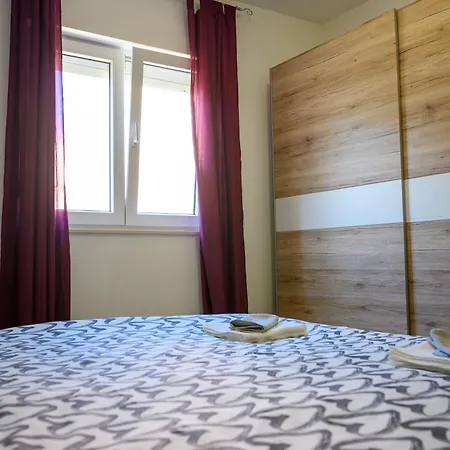 Antonio Apartment *