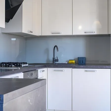 Antonio Apartment